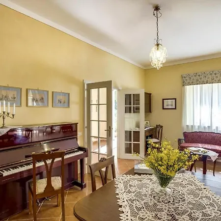 Sleeps 28 With Pool And Wifi Radicofani