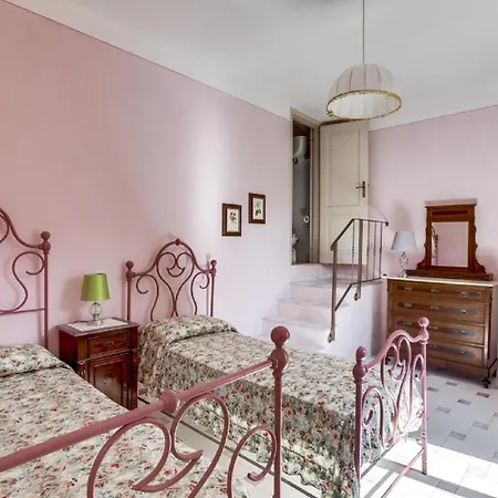 Sleeps 28 With Pool And Wifi Villa *