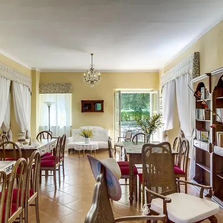 Sleeps 28 With Pool And Wifi Villa *