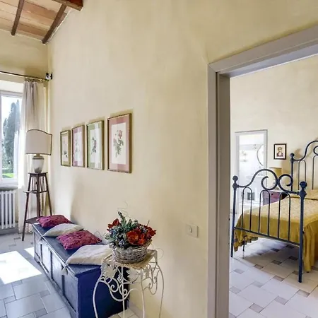 Sleeps 28 With Pool And Wifi Villa Radicofani